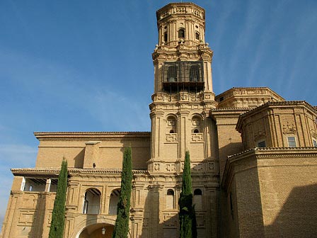 Villafranca. Parroquia de Santa Eufemia. Exterior
