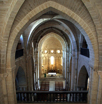 Monasterio de Irache. Interior de la nave central
