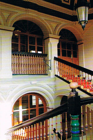Palacio Arzobispal de Pamplona. Escalera