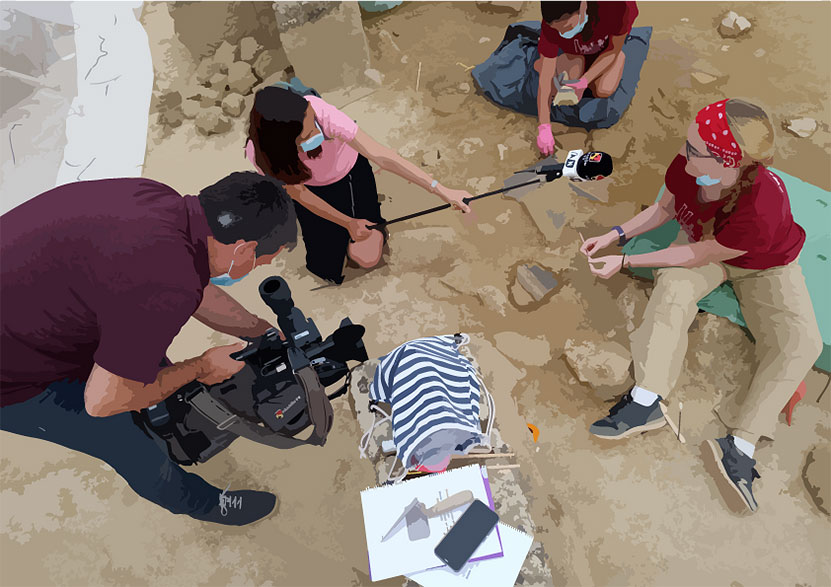 Estudiante del Diploma de Arqueología atiende a los medios en la excavación de Los Bañales de Uncastillo