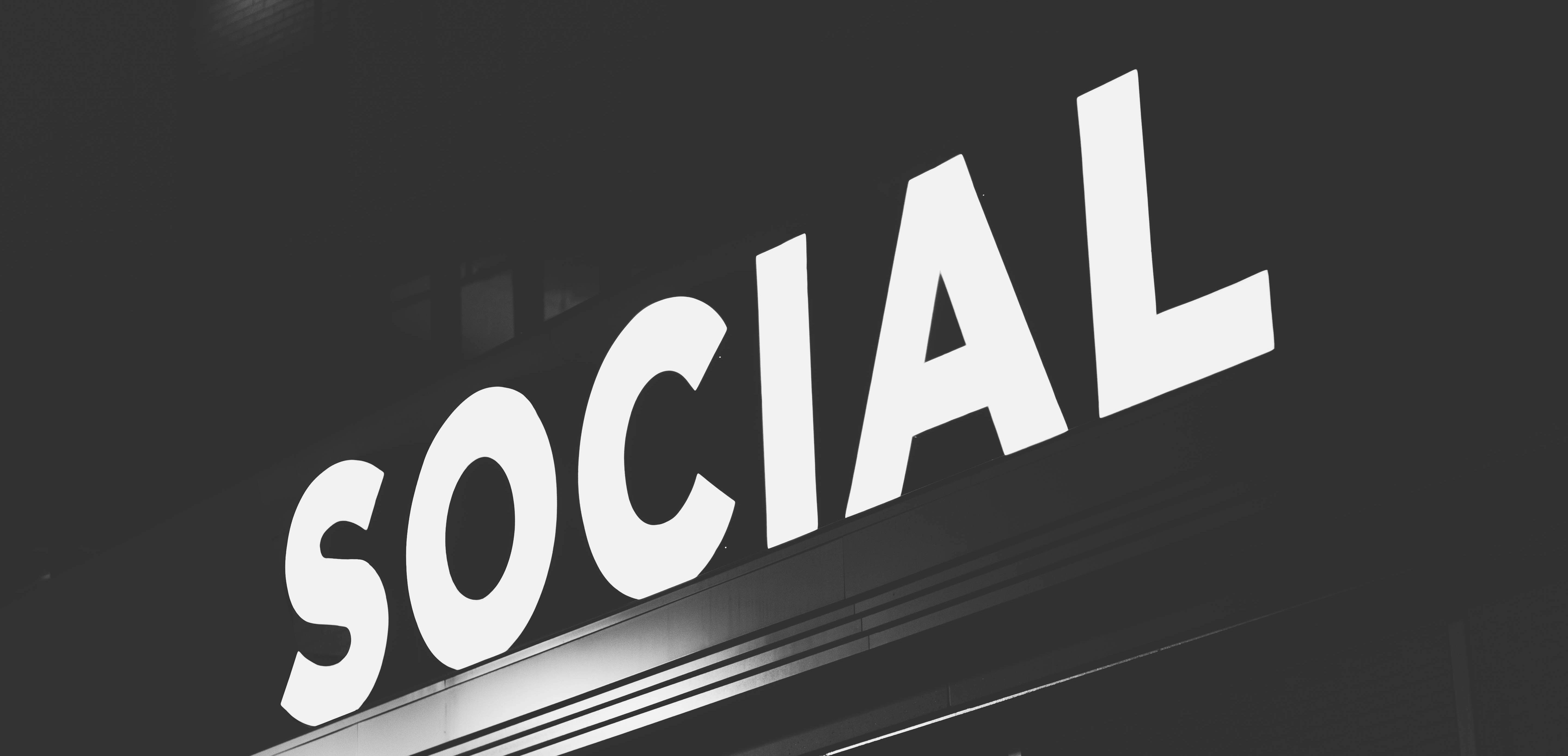 De Facebook a Instagram (y TikTok): una década de uso informativo de redes sociales