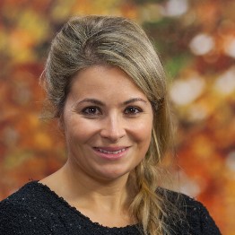 Estefanía Martínez Zarzoso