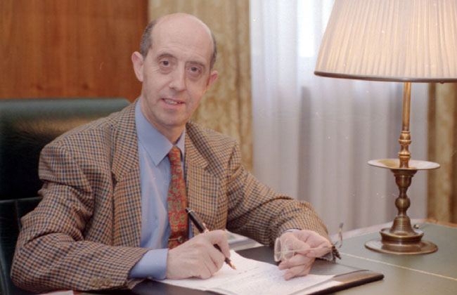 José Mª Bastero, rector