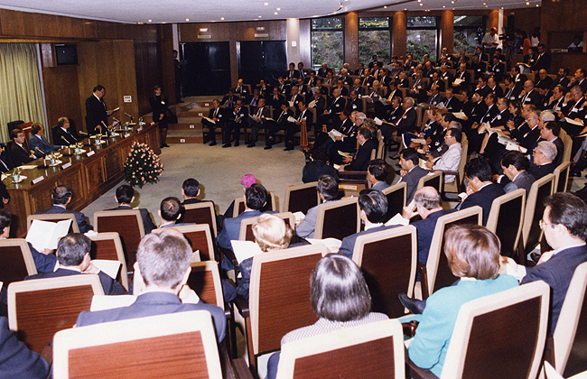 Primer programa del IESE en Madrid