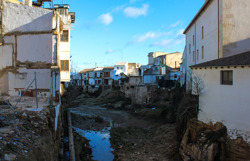 Architecture students from eleven universities are working on proposals in the Chiva area for the area by the DANA.