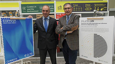 Guillermo Santos, director de la Oficina de Correos, y Miguel Ángel Alonso del Val, director de la Escuela de Arquitectura