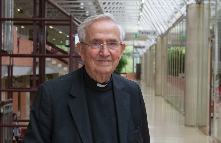 Fallece el arquitecto César Ortiz-Echagüe, propulsor de la puesta en marcha de la Escuela de Arquitectura