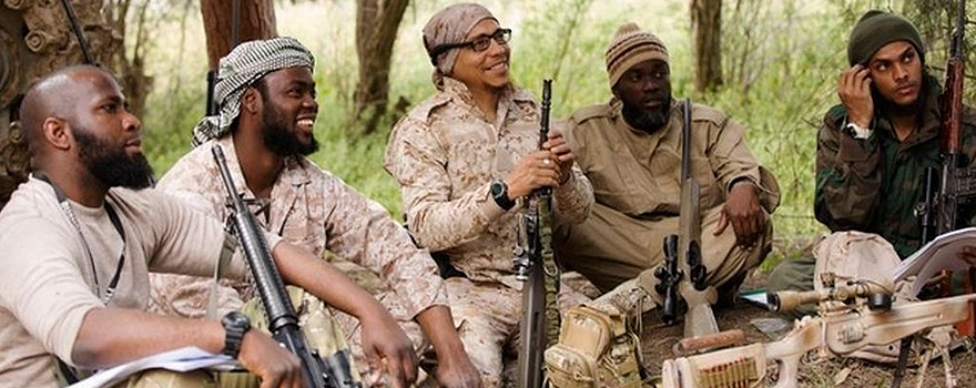 Yihadistas de Trinidad y Tobago en Siria, en una imagen difundida por la revista Dabiq, del ISIS