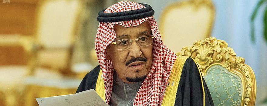 King Salman bin Abdulaziz Al Saud in a recent Custodian of the Two Holy Mosques Chairs Cabinet's Session [Saudi Press Agency]