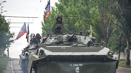 Efectivos de la autoproclamada República Popular de Donetsk, en mayo de 2015 [Mstyslav Chernov]