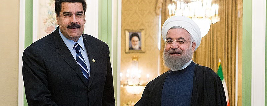 Nicolás Maduro y el presiente iraní, Hassan Rouhani, en un encuentro en Teherán en 2015 [Hossein Zohrevand, Tasnim News Agency]