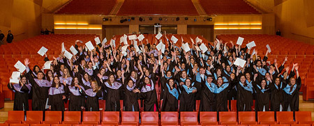 144 alumnos de Educación y Psicología celebran el comienzo de una nueva etapa