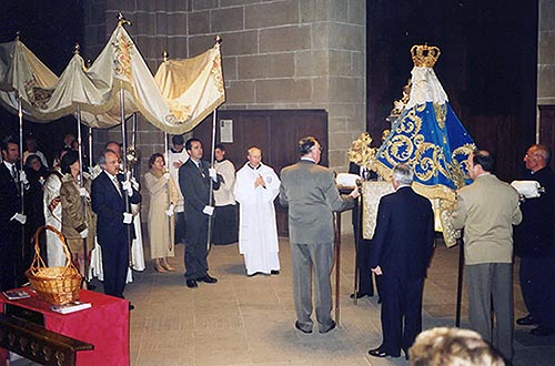 Procesión del Encuentro en la catedral de Pamplona