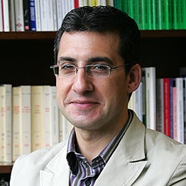 Dr. Ramón González Ruiz