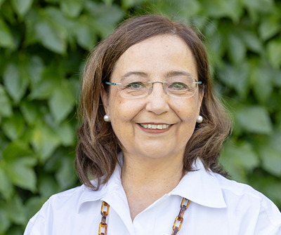 María Amparo Salvador Armendáriz