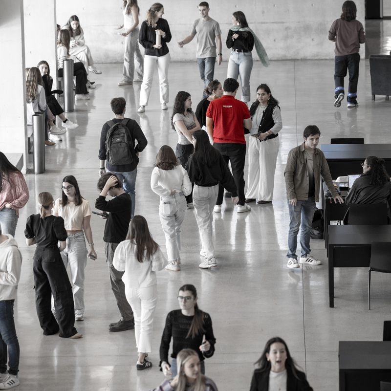 Hall de la Facultad de Comunicación