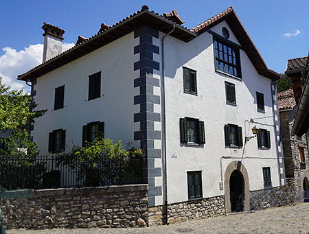 Casa de Gregorio Garjón en Roncal