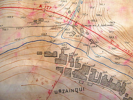 Mapa 60, trazado del ferrocarril por el valle de Roncal, detalle de su paso por Urzainqui.