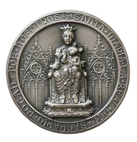 Medalla de la coronación de la Virgen del Sagrario, 1946. Anverso
