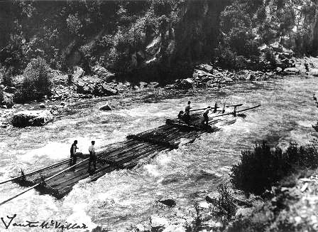 Almadía por el Esca. Santa María del Villar. 1916