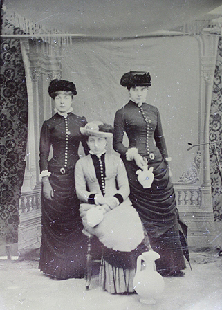 Retrato de grupo. Ferrotipo. Anónimo. c. 1870. 