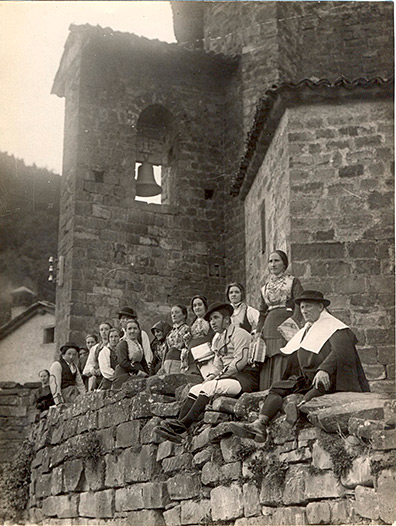 Roncal en blanco y negro: fotógrafos en el valle de Roncal