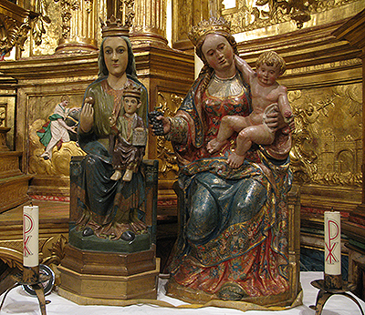 Luquin. Imágenes de Nuestra Señora de los Remedios (segundo tercio del siglo XIII) y del Milagro (primera mitad del siglo XVI). Foto: J. J. Azanza.