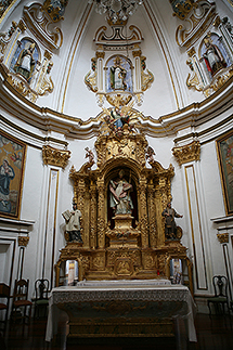 Retablos y exornos de la iglesia