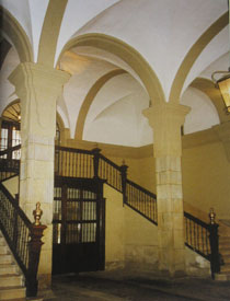 Zaguán del palacio del marqués de San Miguel de Aguayo