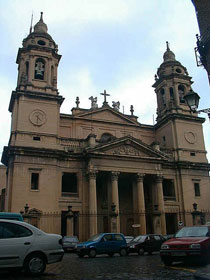 Fachada de la Catedral de Pamplona