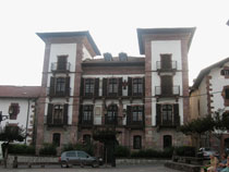 Casa de los Gastón de Iriarte, Irurita