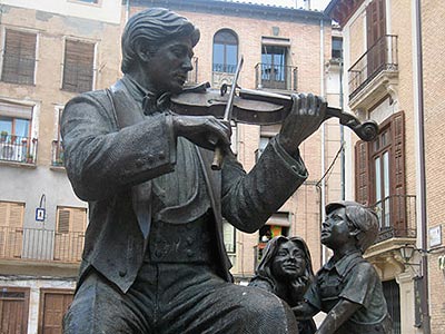 Monumento al violinista. Mauro Álvarez, 2002