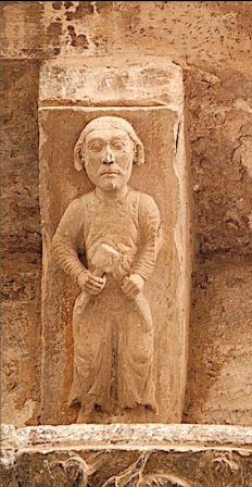 Cantero con maceta y puntero. Iglesia de la Magdalena de Tudela