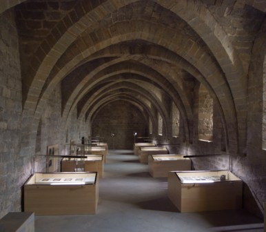 Sala de exposiciones. Archivo Real y General de Navarra