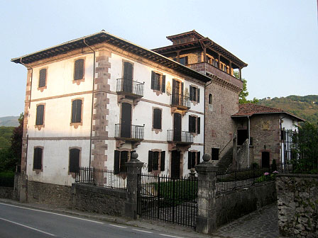 Irurita (Baztán). Palacio Jaureguía