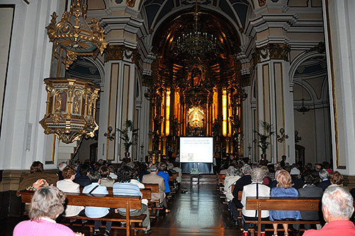 La conferencia tuvo lugar en la propia Capilla de la Virgen del Camino de la parroquia de San Saturnino de Pamplona