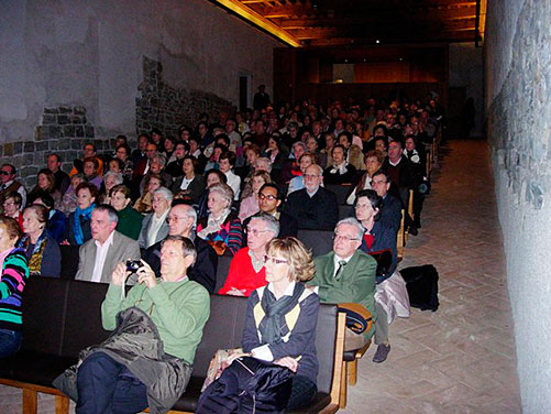 La conferencia, organizada por la Cátedra de Patrimonio y Arte Navarro y el Ateneo Navarro, tuvo lugar en el salón de actos del Civivox Condestable de Pamplona