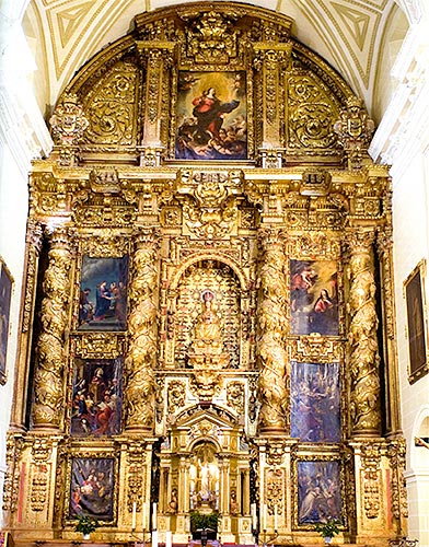 Retablo mayor de la parroquia del Rosario de Corella