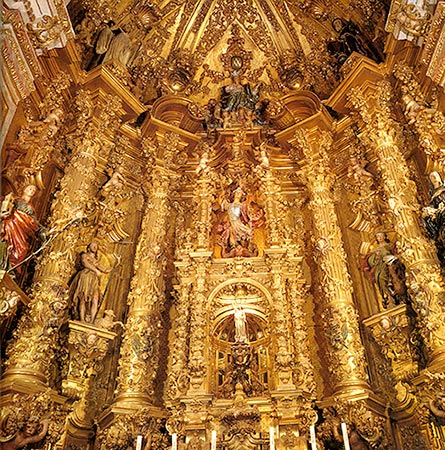 Retablo mayor de la parroquia de San Miguel de Corella