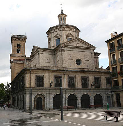 Vista exterior de la Capilla de San Fermín