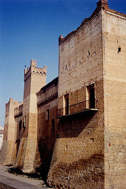 Fachada del Castillo de Marcilla