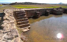 Detalle del depósito de agua de la ciudad romana de Andelo.