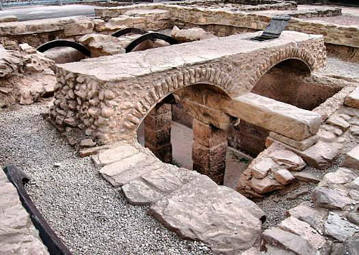 Cisterna de la villa romana de Arellano.