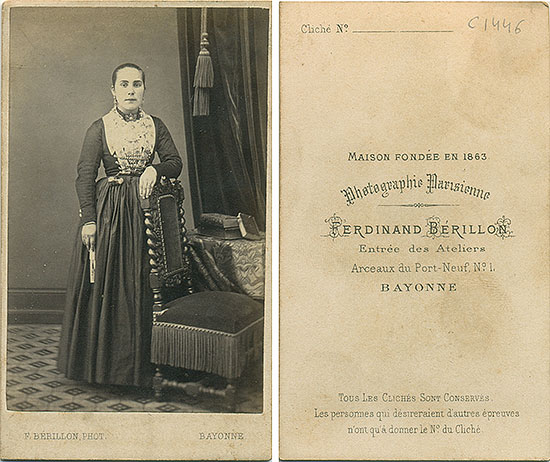  Hacia 1865-1870, albúmina. CDV (10,5 x 6,3 cm), Ferdinand Bérillon, Bayona, Francia.