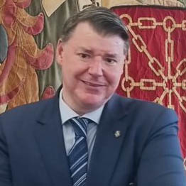 Carlos Mata Induráin