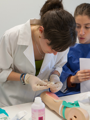 Alumnas en el Centro de Simulación