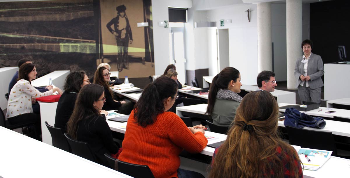 Proyecto "El DEMOS en el imaginario de la nueva política"