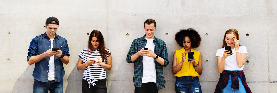 Alumnos de la Facultad participan en el concurso Efecto MIL para concienciar sobre los riesgos digitales