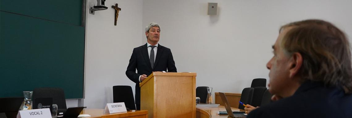 Santiago Hermida defiende su tesis ‘Design thinking, método, enfoque y herramientas de diseño para mejorar la educación en medicina’