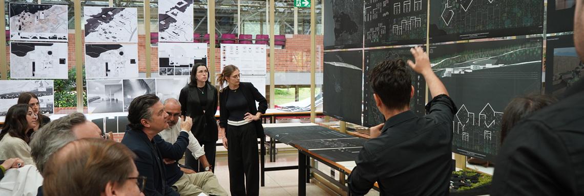 Los alumnos de 5º de Arquitectura defienden sus propuestas para un campus universitario en La Palma